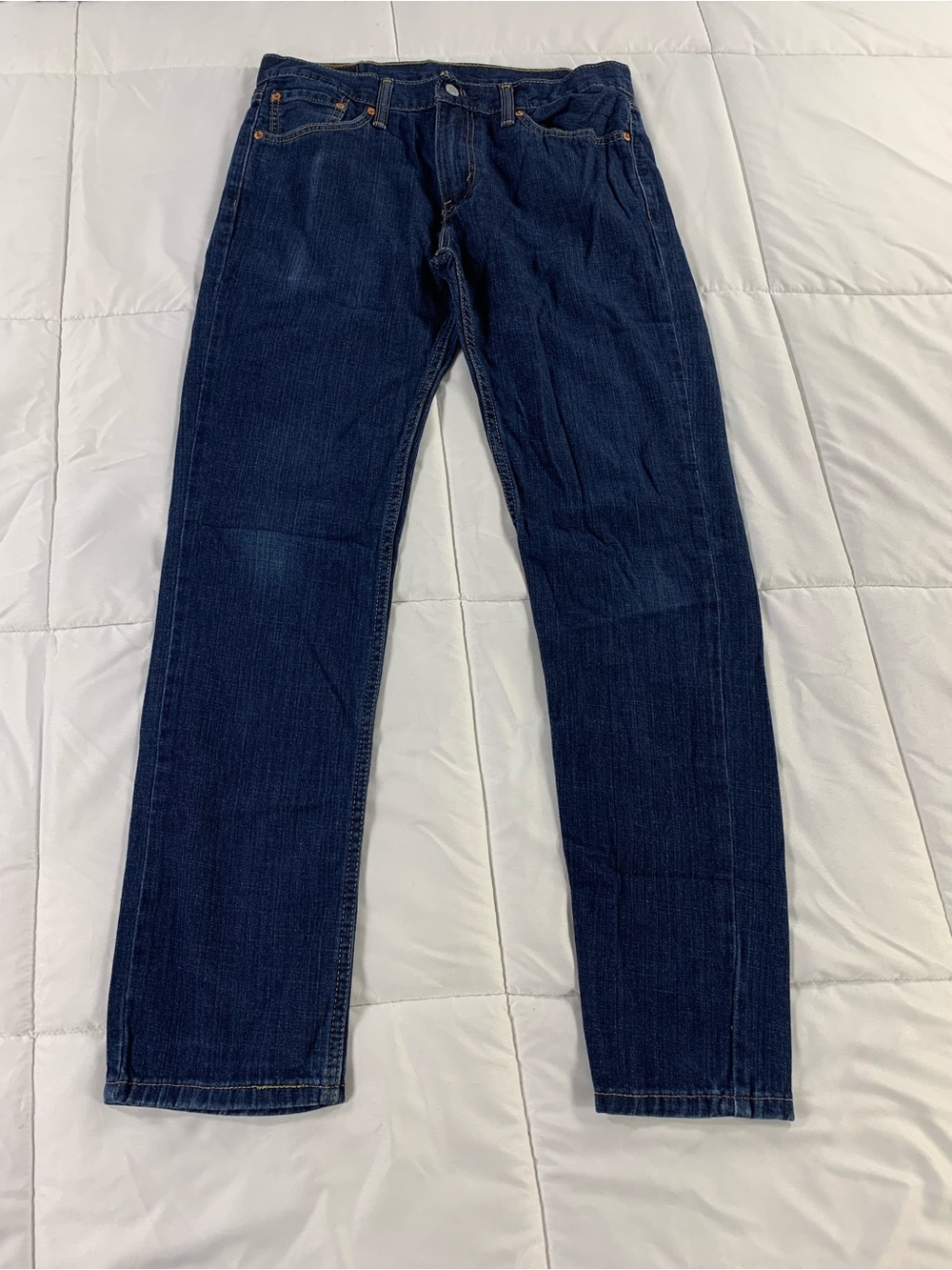 Pre loved LEVI STRAUSS jeans mens size 32x32